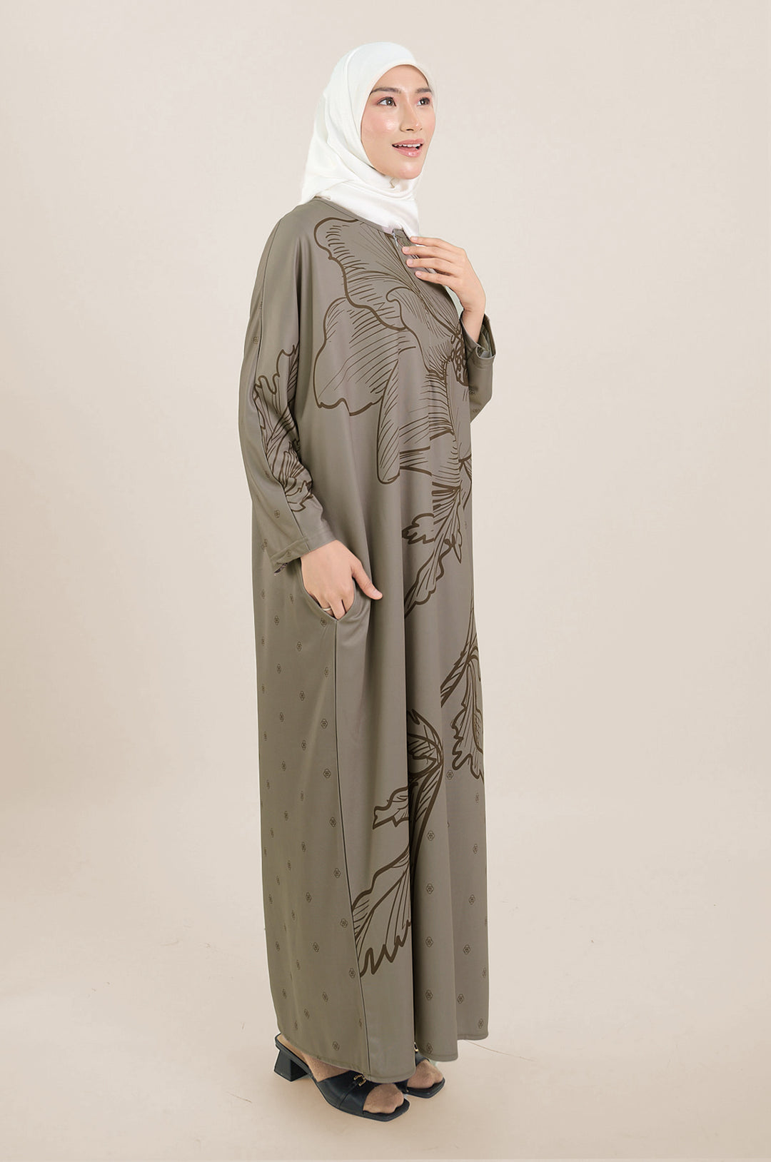 Delisya Kaftan Brown