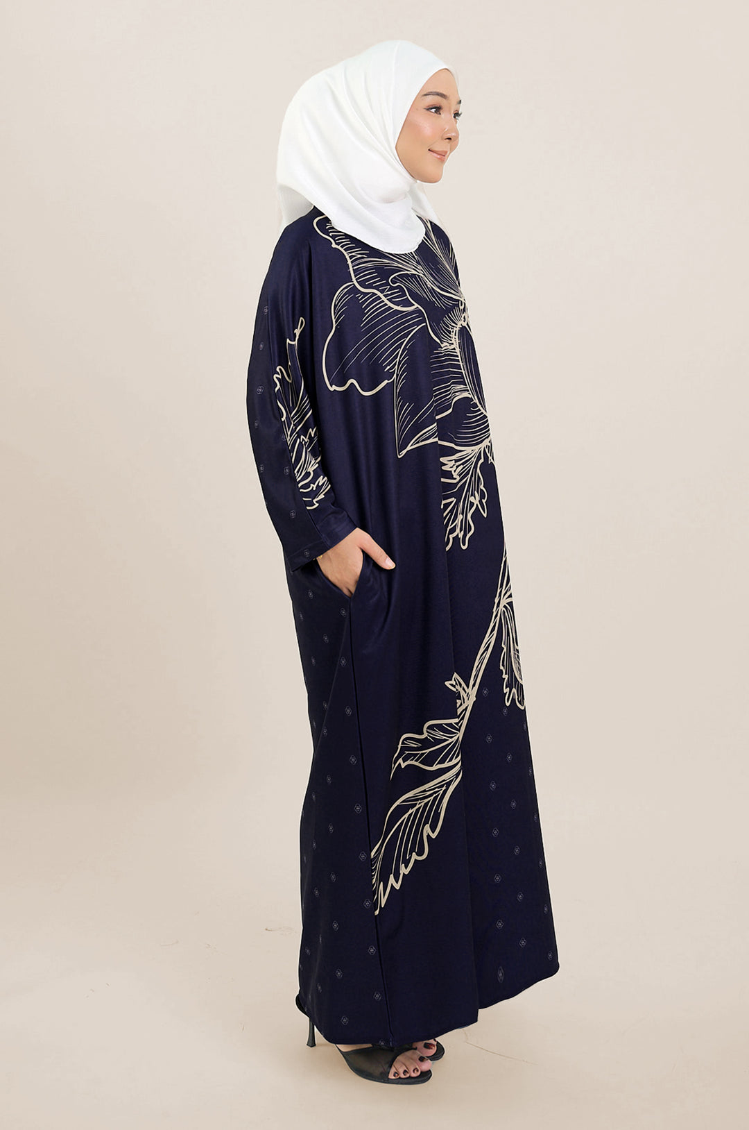Delisya Kaftan Navy