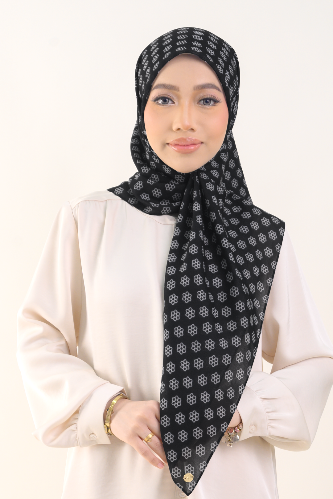 Emmy Square Cotton Voile Black