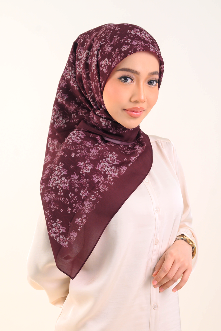 Farra Square Cotton Voile Burgundy