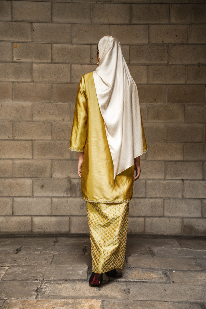 Adhwa Kurung in Olive Gold