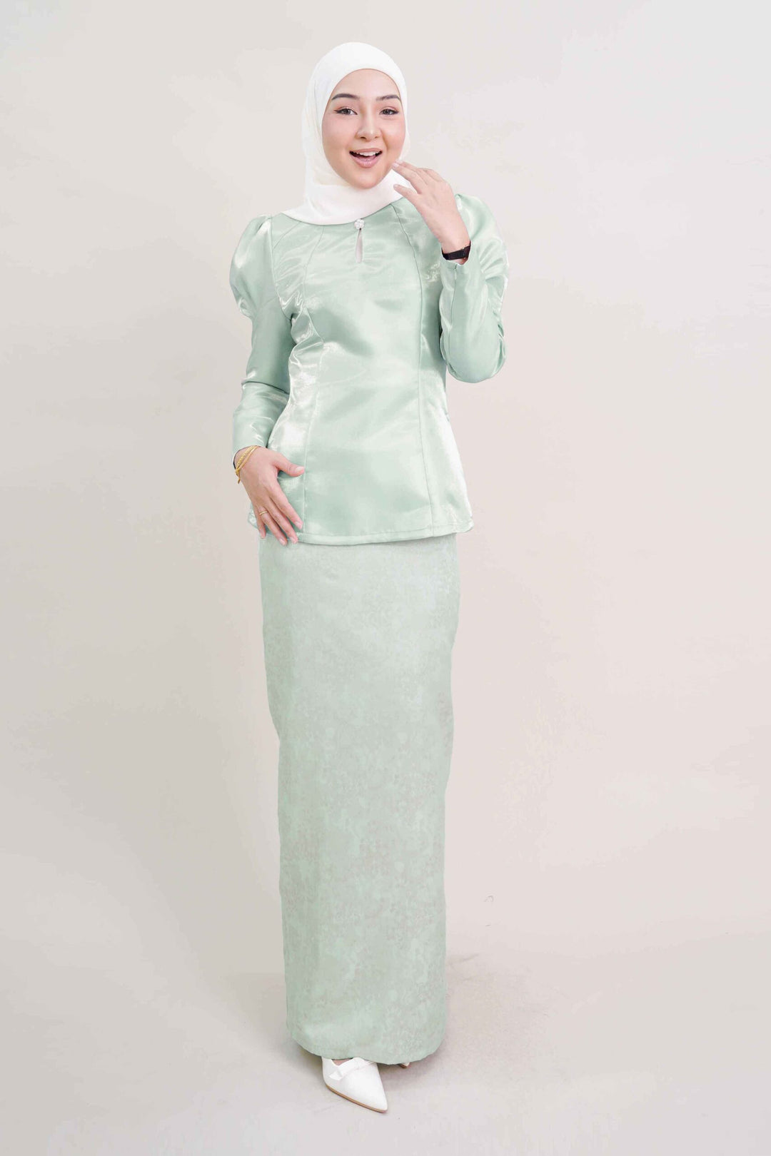 Zeeya Kurung in Dusty Green