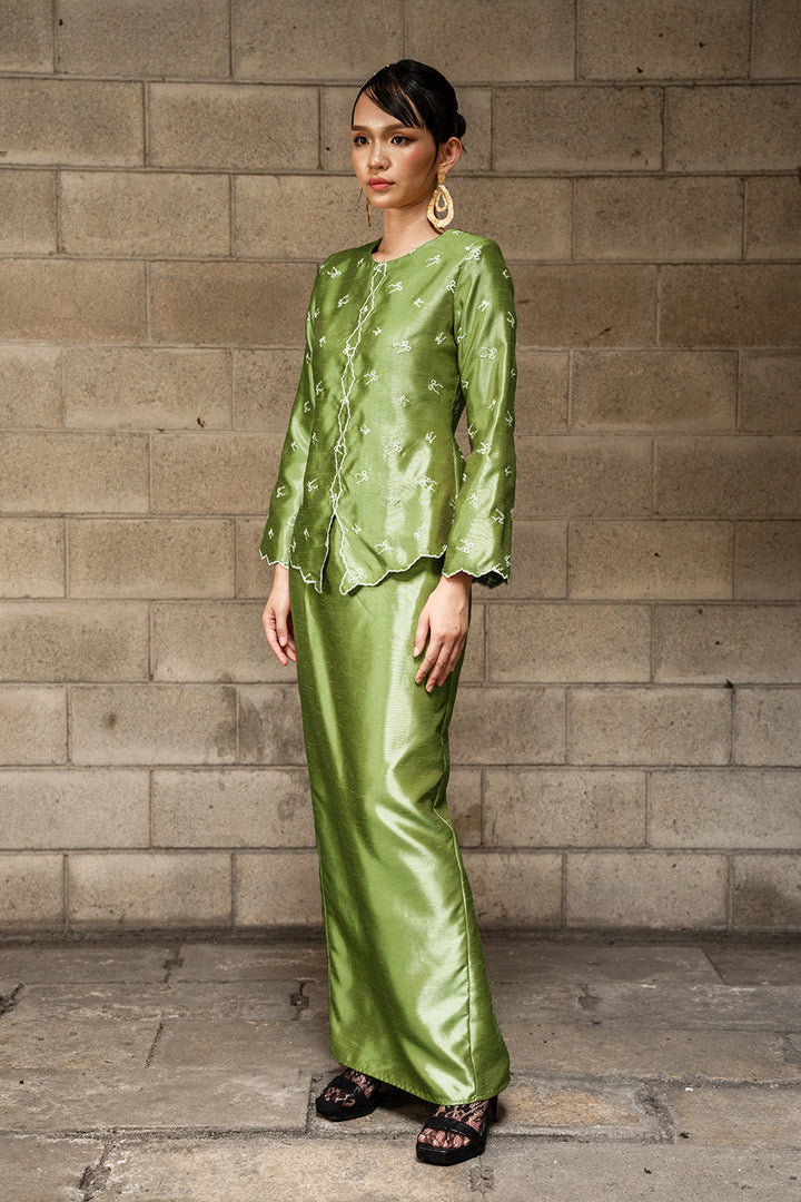 Ilona Kebaya Moden in Green