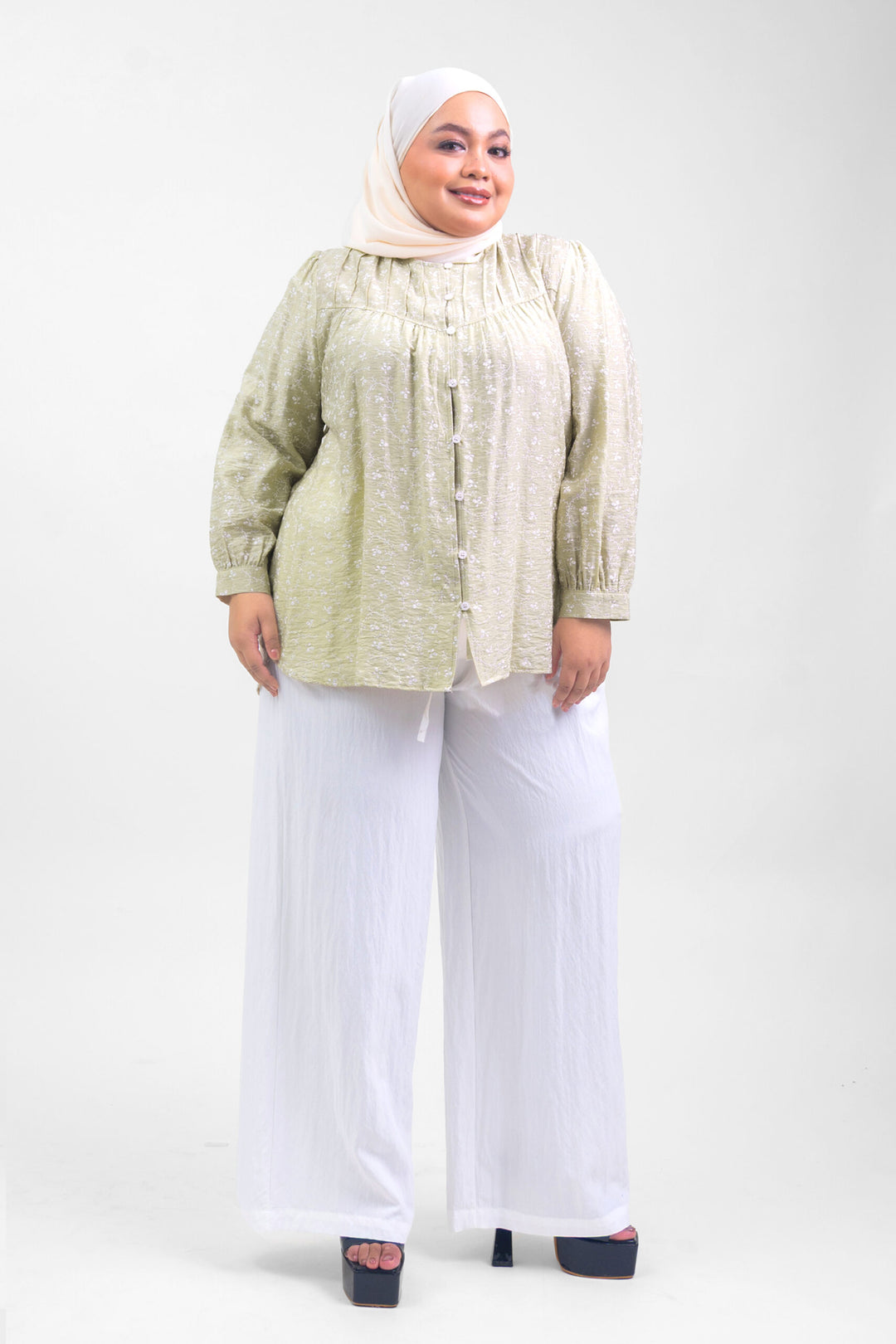 Ivy Plus Size Floral Printed Blouse Beige