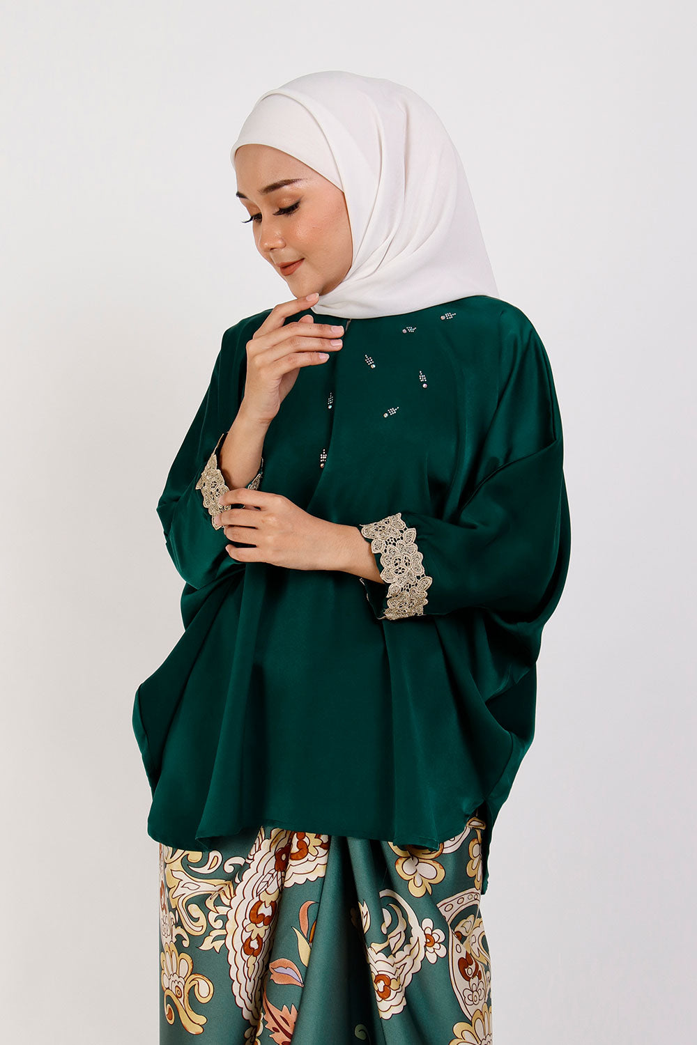 Dewi Plain Batwing Blouse Dark Green