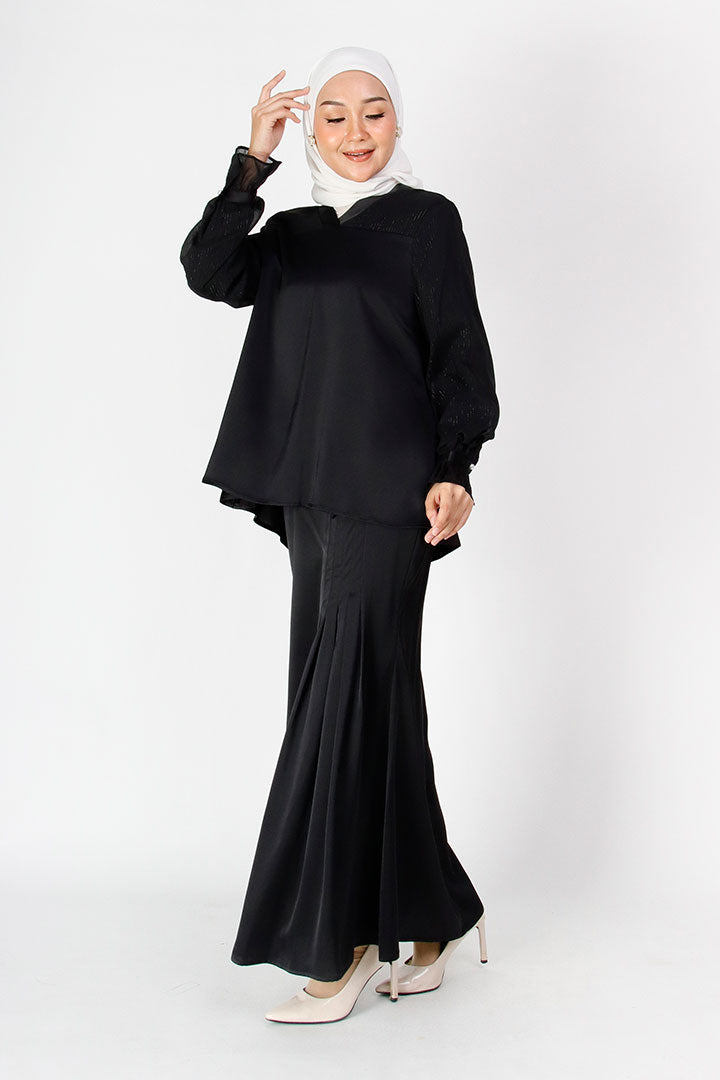 Ariel Kurung Black