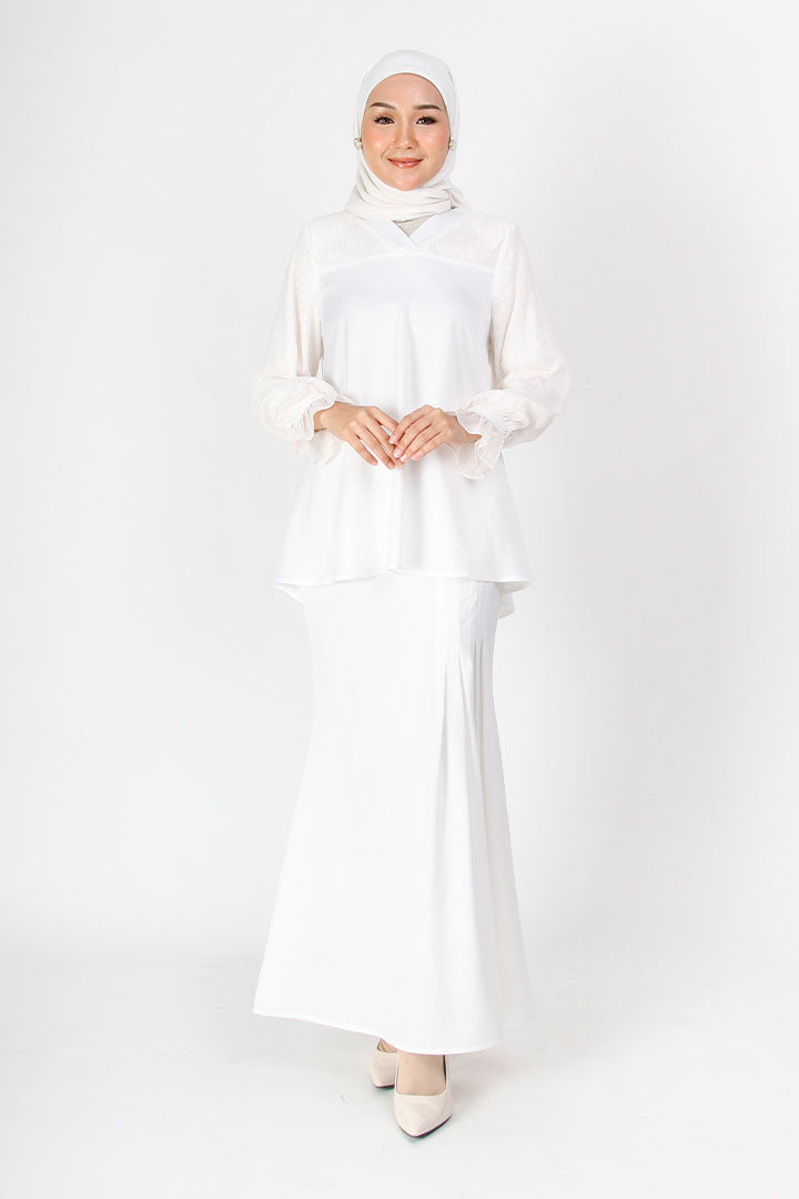 Ariel Kurung White