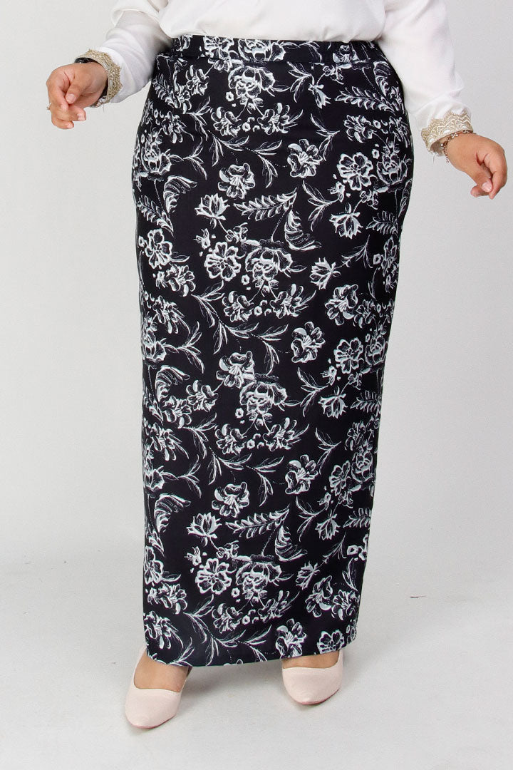 Rosa Plus Skirt Black A