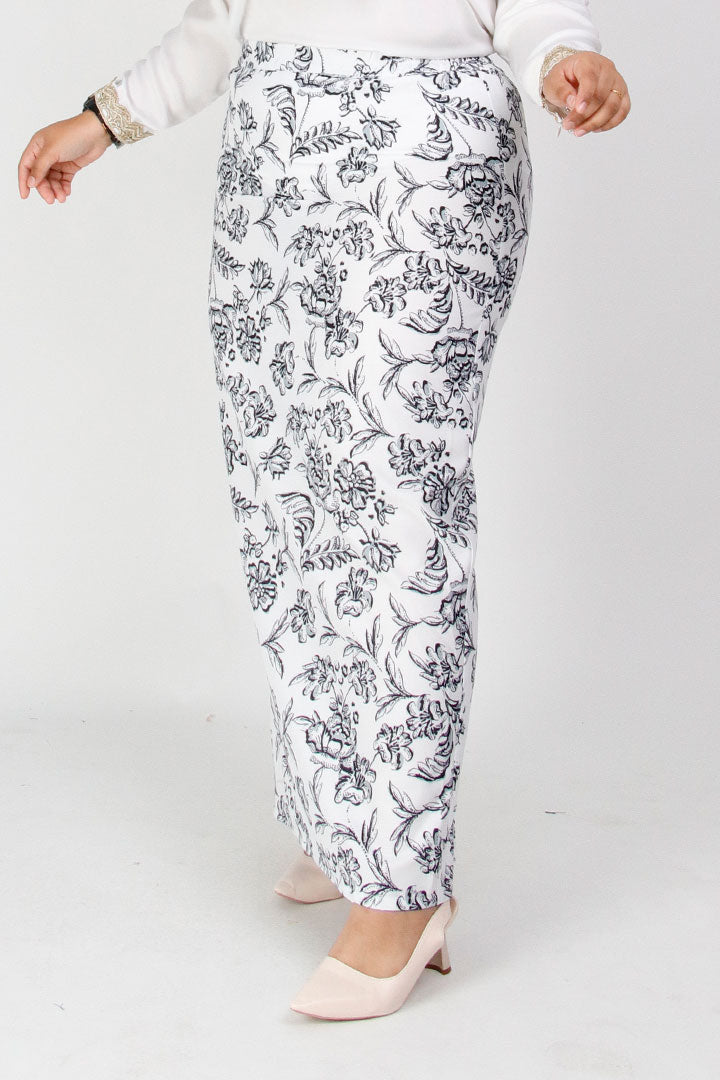 Rosa Plus Skirt White A
