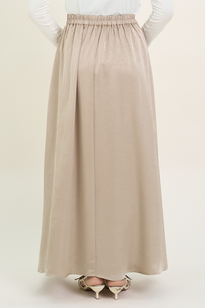 Isabelle Satin Skirt Latte