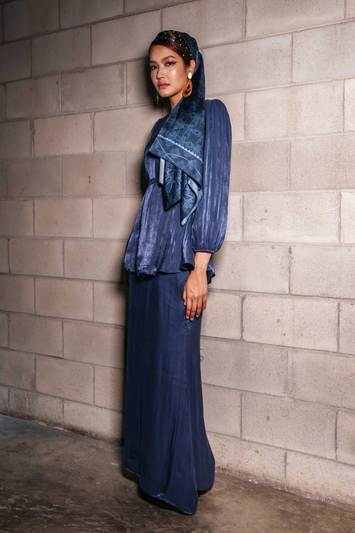 Thea Kurung in Navy