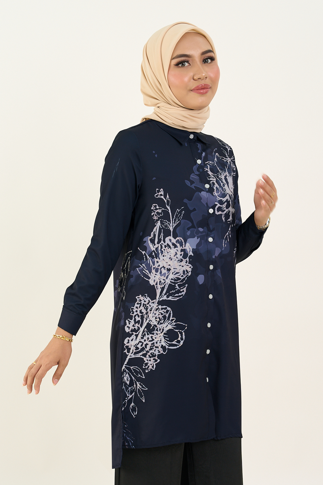 Nerina Printed Long Blouse Navy