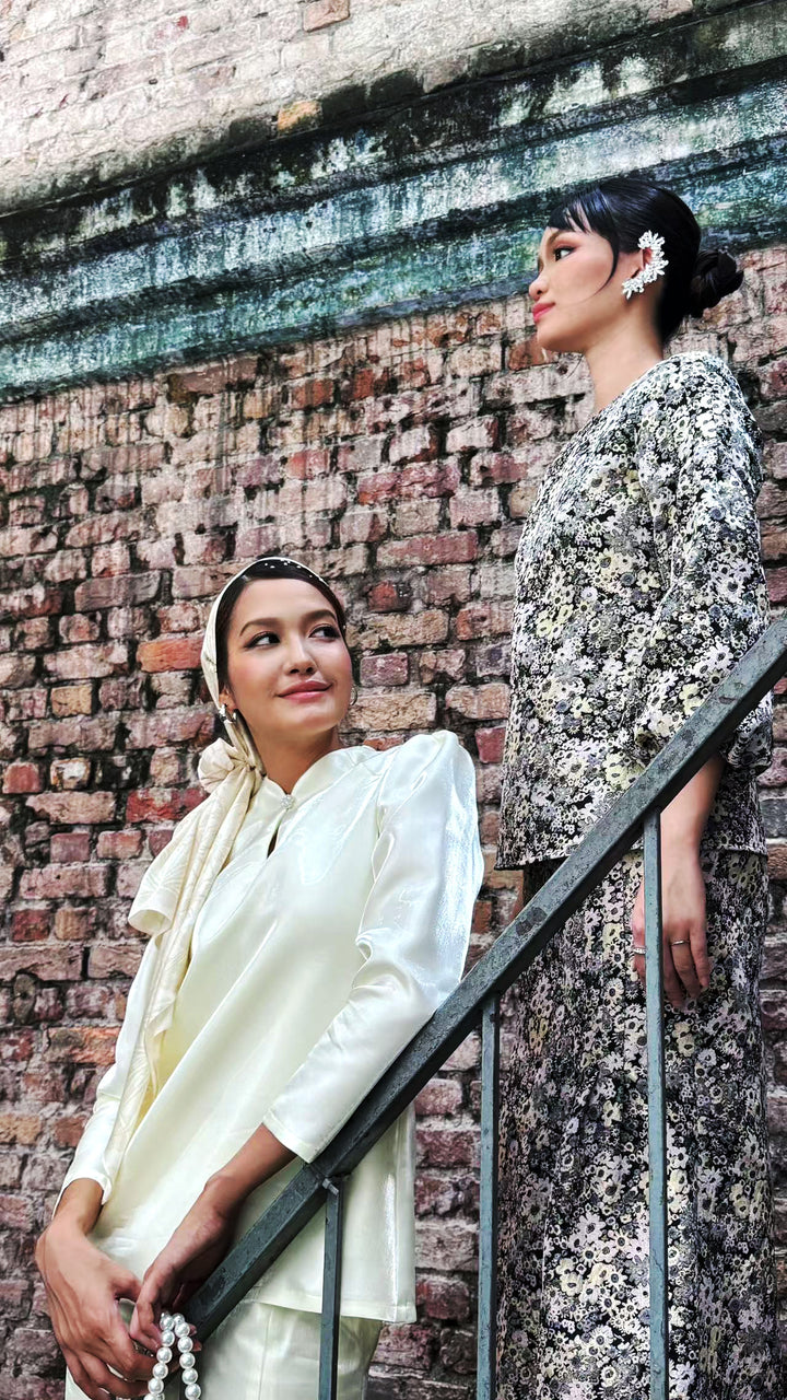 Kalea Shimmer Kurung in Soft Yellow