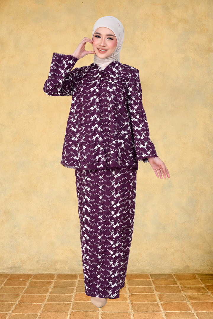 Leia Kurung