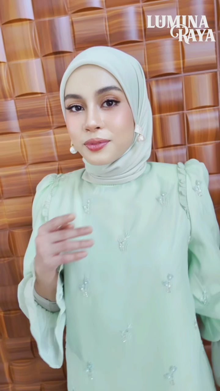Lily Kurung