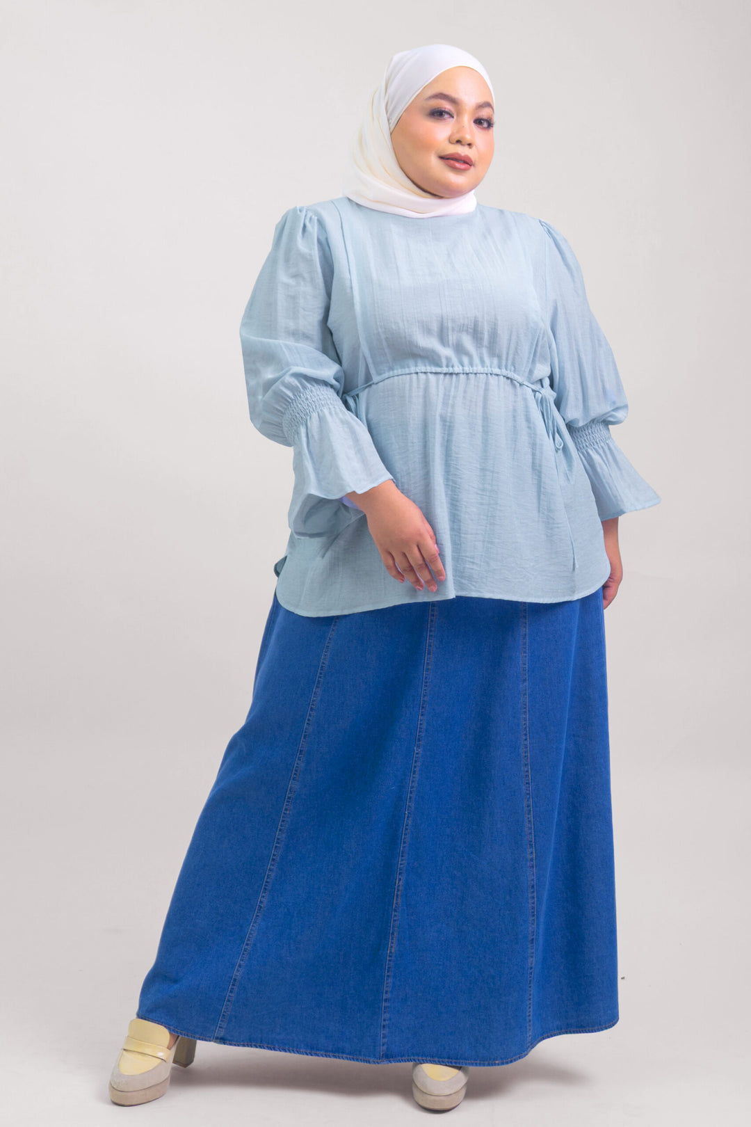 Qiena Plus Size Linen Blouse Light Blue