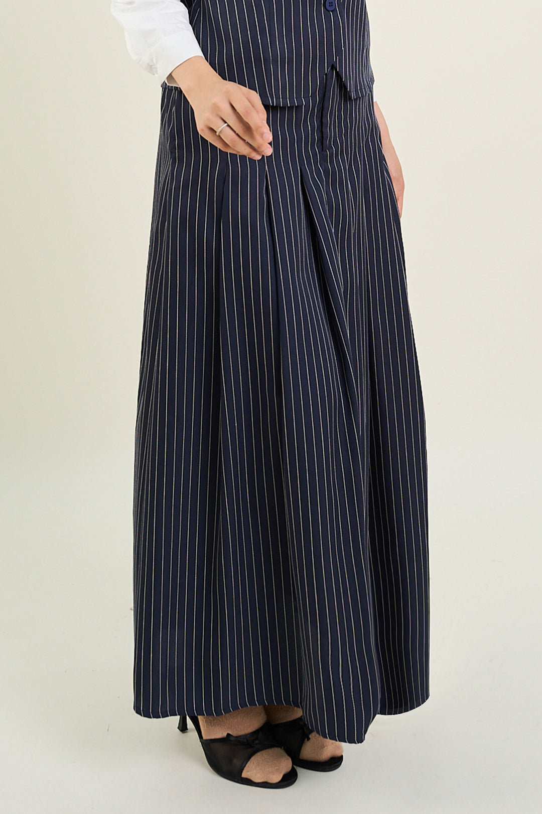 Naomi Stripe Print Long Pleated Skirt Navy