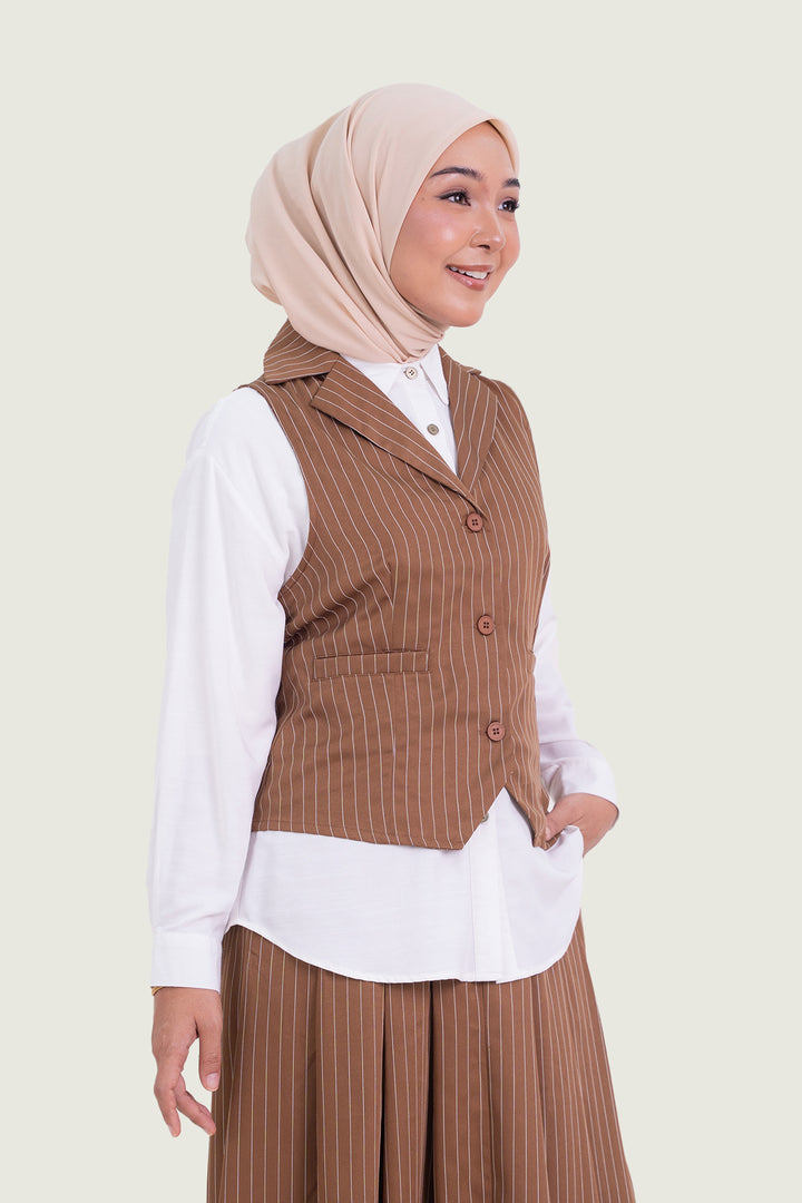 Naomi Stripe Vest Coffee