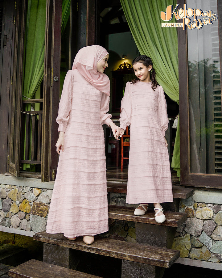 Teratai Dress Peach