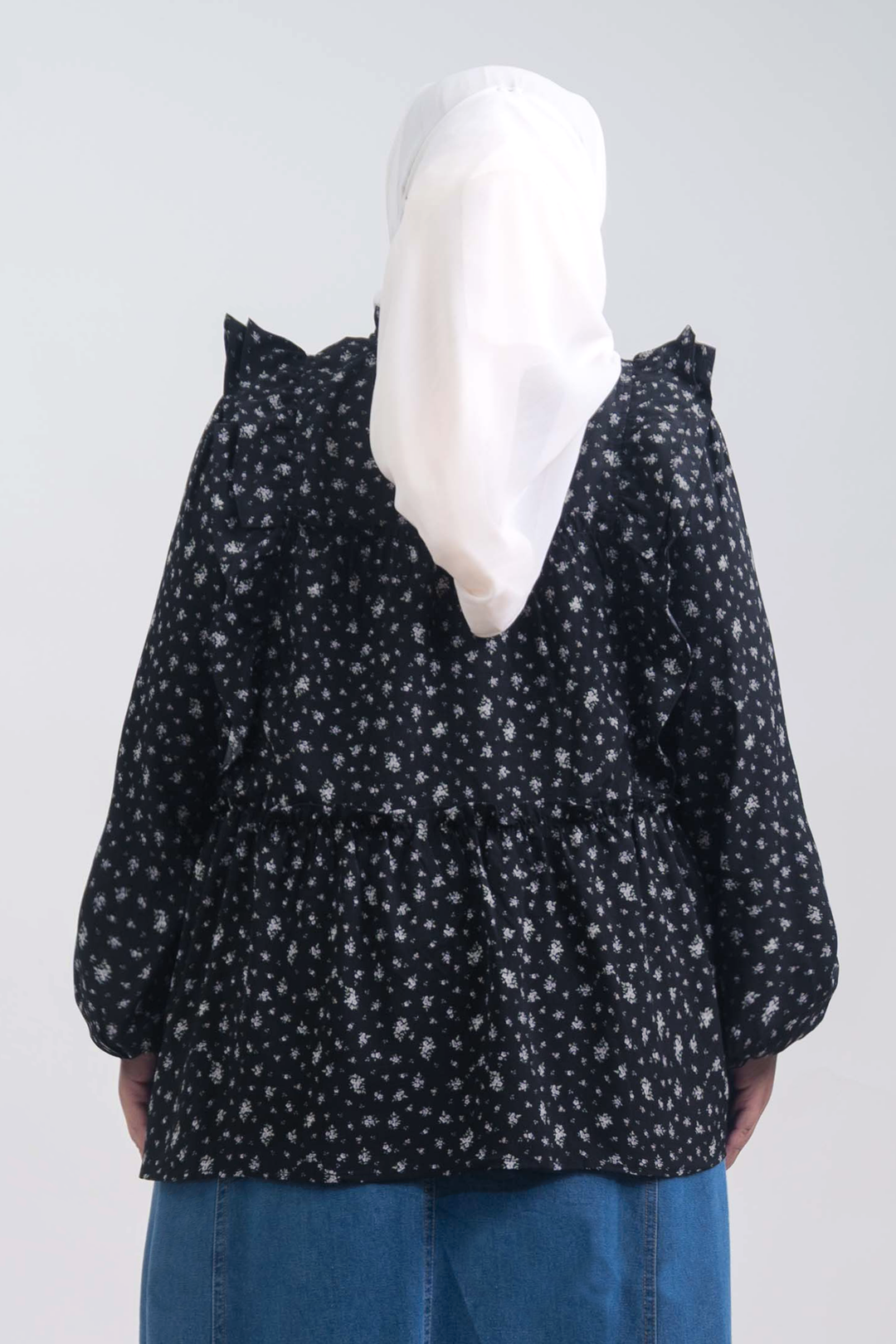 Uzmaa Plus Size Ruffled Floral Blouse Black
